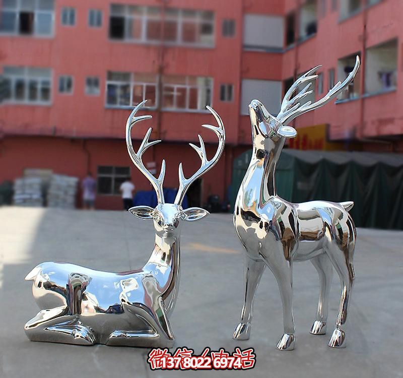不銹鋼鏡面鹿雕塑，點(diǎn)綴公園景區(qū)