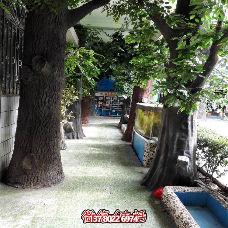 室內(nèi)裝飾仿真植物樹(shù)脂擺件