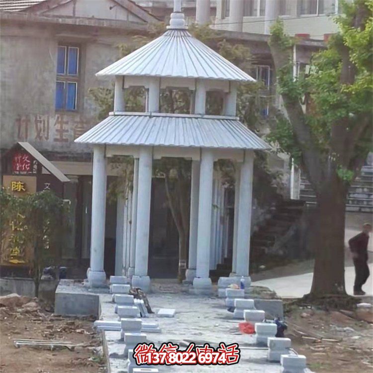 精美大理石雕刻二層涼亭，為農(nóng)村文化廣場添彩