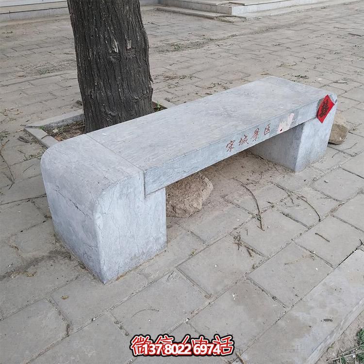 青石雕刻石凳，讓你盡情休閑