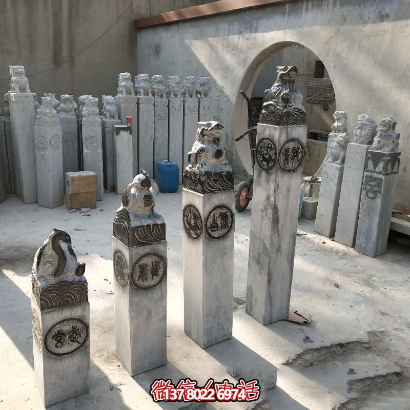 四神馬柱拴，融匯大理石精致雕塑，為園林景觀裝點增添濃濃韻味