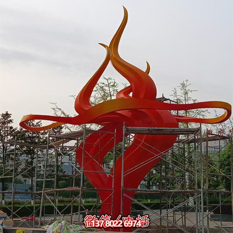 創(chuàng)意景觀不銹鋼雕塑擺件，點(diǎn)亮小區(qū)別墅美景