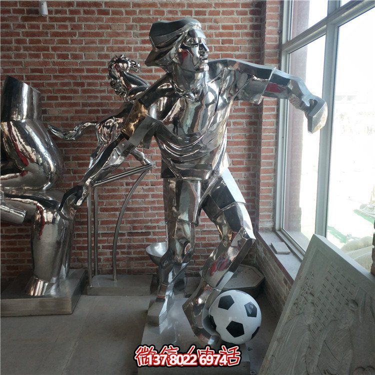 大型不銹鋼雕塑，打造精神堡壘，點(diǎn)亮文化街景觀