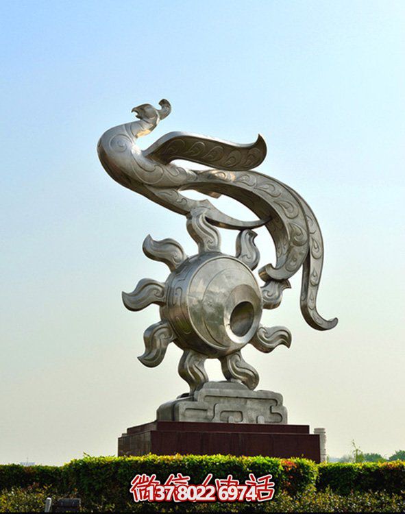 定制玻璃鋼孔雀仿銅雕塑，點(diǎn)綴你的家園