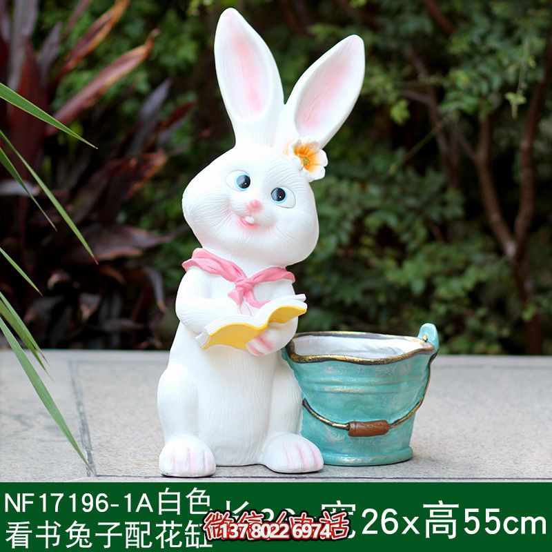 玻璃鋼兔子雕塑，為公園增色