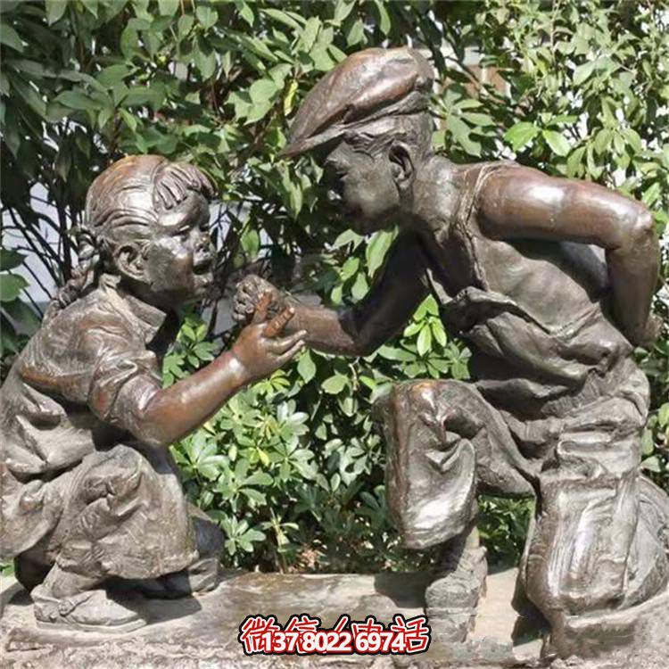 鑄銅裝飾擺件，雕塑人物表現(xiàn)民俗童趣