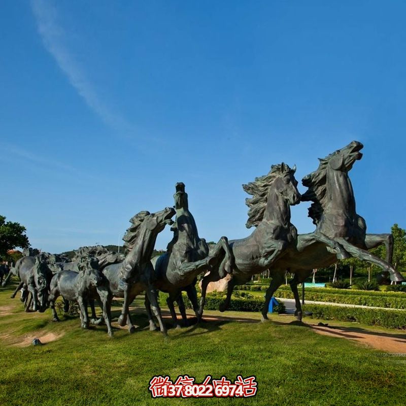 不銹鋼仿古馬雕塑萬馬奔騰，重現(xiàn)古老傳奇