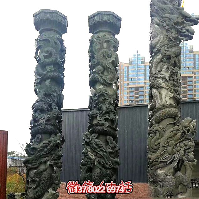 仿青石中國龍柱，為酒店門前增添靈動氣息
