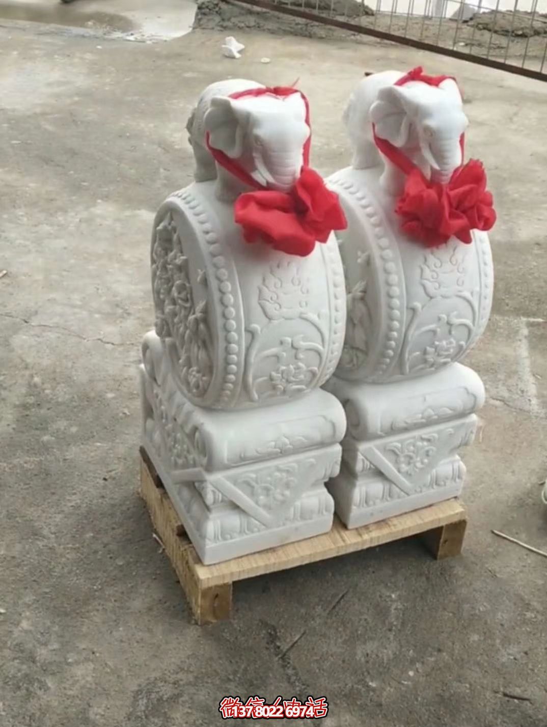 漢白玉吉祥小象雕塑，石門口擺放門墩