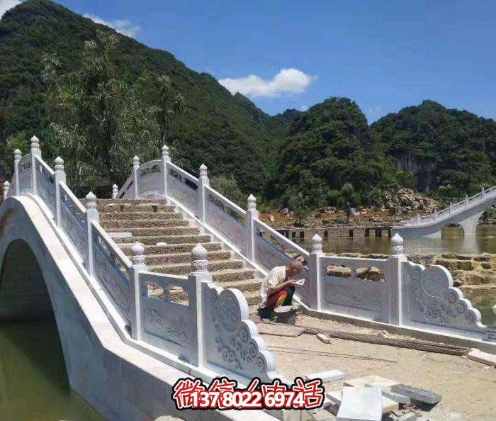 石拱橋，精美漢白玉欄桿，美景美景