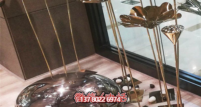 室內(nèi)裝飾蓮蓬雕塑，用不銹鋼鵝卵石點(diǎn)綴