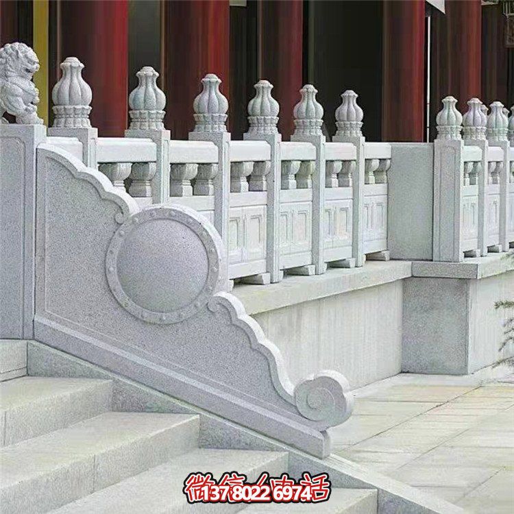精美石雕欄桿欄板，點(diǎn)綴景區(qū)景點(diǎn)，增添園林雕塑之美
