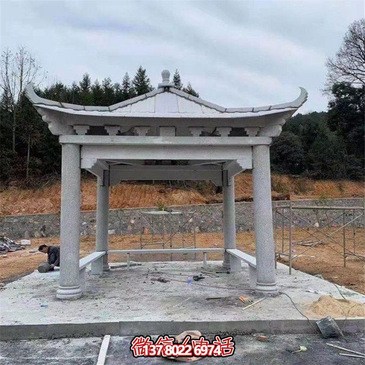 獨具魅力的石雕涼亭，點綴園林景觀