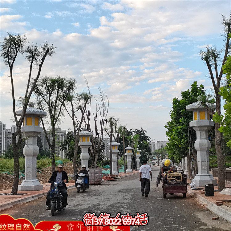 精美絕倫的大型石雕燈籠，專為園林路燈定制