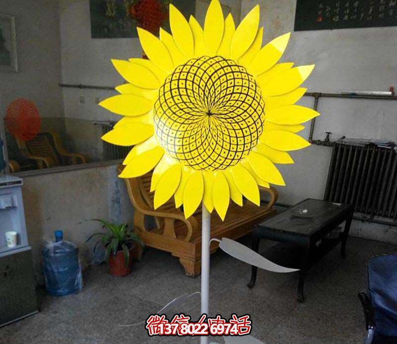 不銹鋼游樂園草坪擺放雕塑，向日葵裝飾