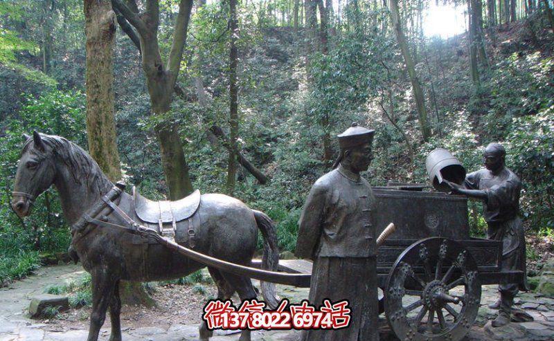 仿古青銅馬車(chē)雕塑，為景區(qū)商業(yè)街增添古典風(fēng)情