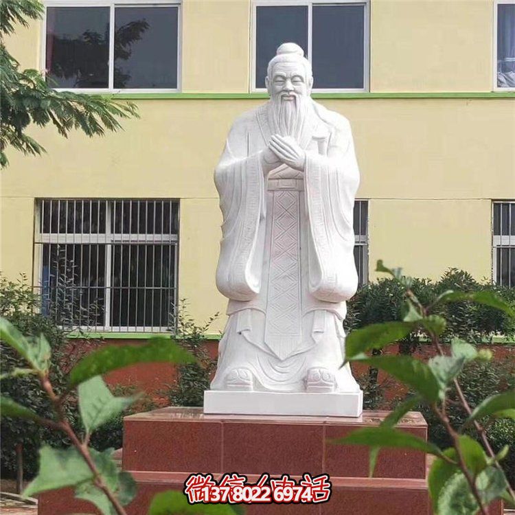 孔子雕像，傳承歷史文化