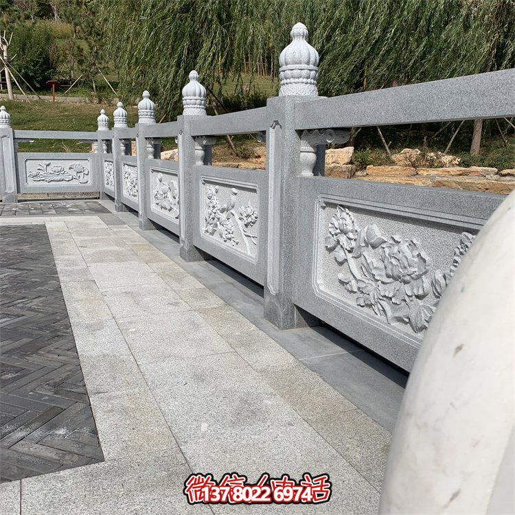 石雕欄桿，菊花紋石欄板