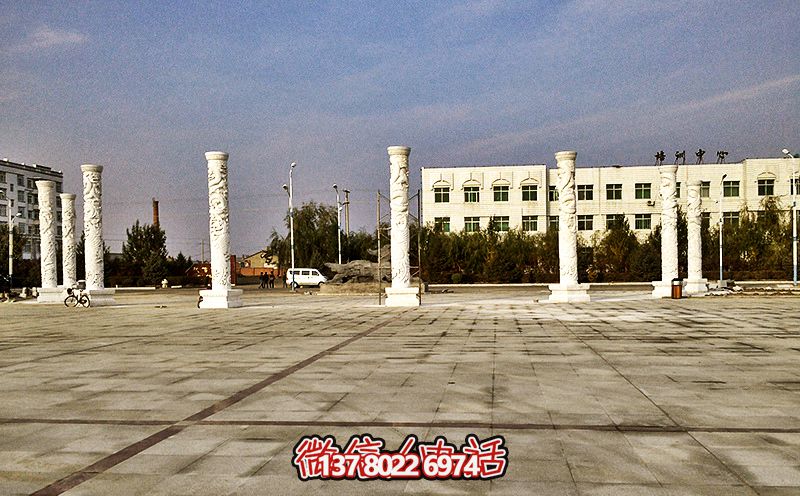 學(xué)校廣場(chǎng)擺放大理石龍柱擺件