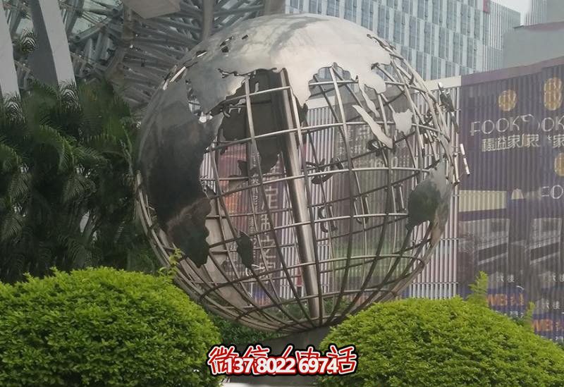 公園小區(qū)大型仿真地球儀玻璃鋼創(chuàng)意街邊地球儀雕塑